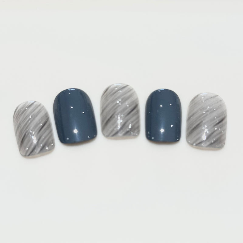 Grey Marble Press On Nails (24pcs)