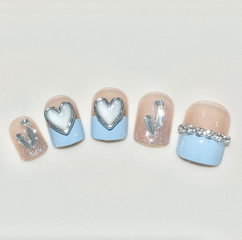 🩵Sky Blue Heart Press on Nails (24pcs)