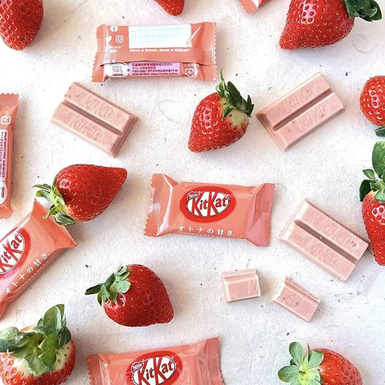 Nestle Mini KitKat Strawberry Chocolate 113g (Japan Version)