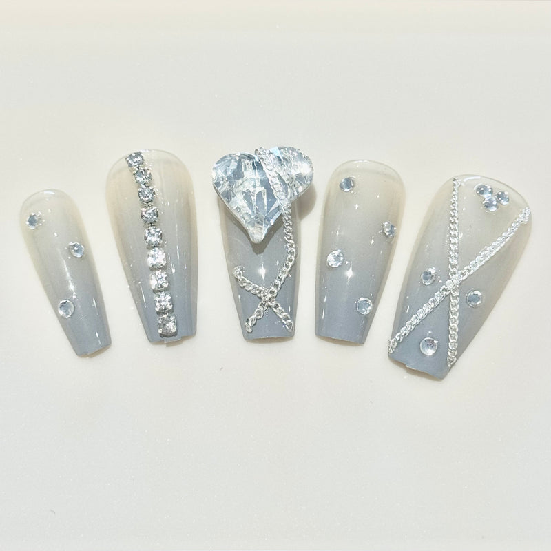 Blue Grey Diamond Heart Chain Press On Nails (24pcs)