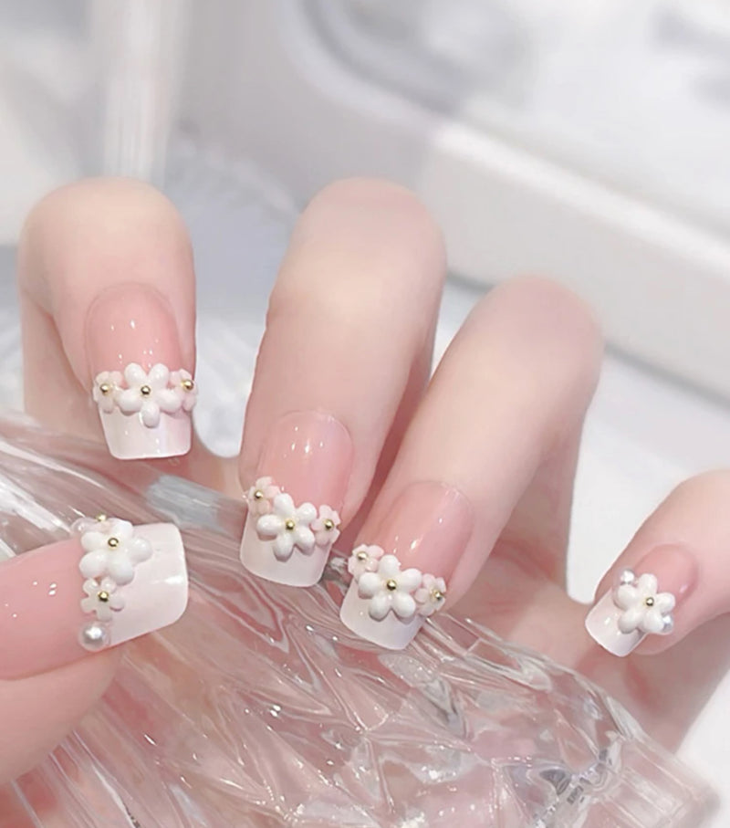 French White Flower Press on Nails (24pcs)